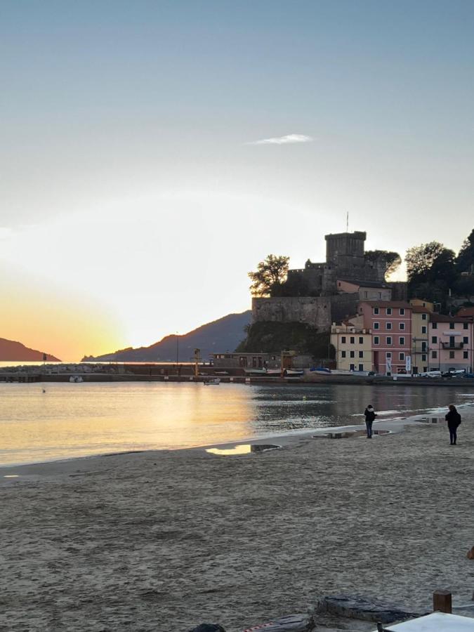 La Torretta A San Terenzo Hotel Lerici Exterior foto